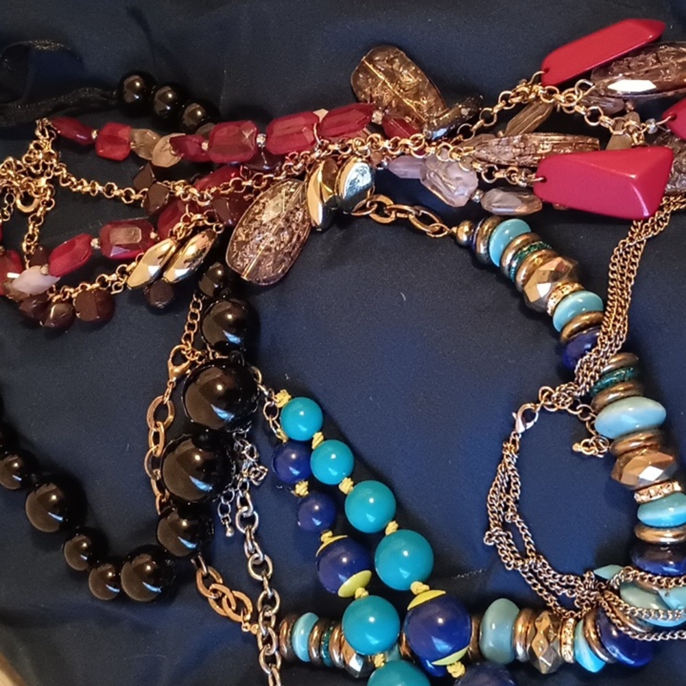 Necklace - Picture 5 of 5